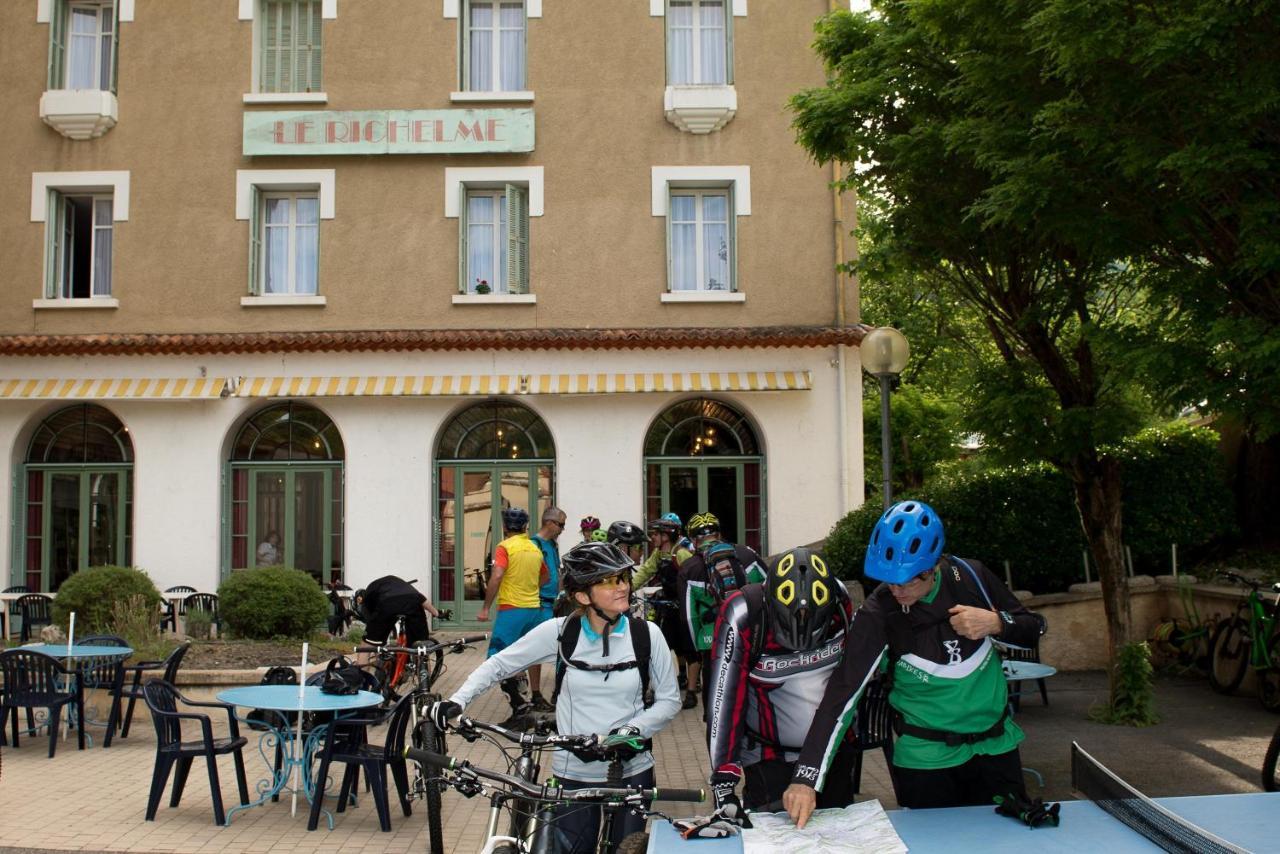 Hôtel Le Richelme Digne-les-Bains Exterior foto