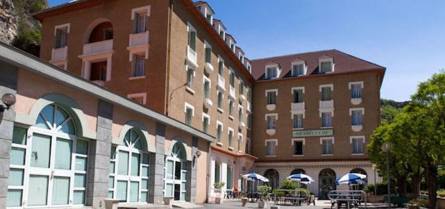 Hôtel Le Richelme Digne-les-Bains Exterior foto